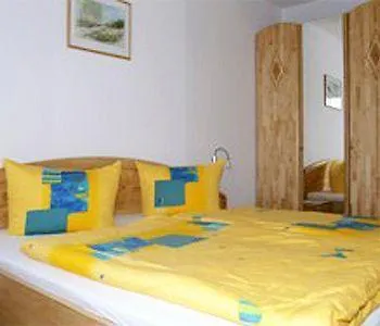 شقة فندقية Kratzerwirt 3*